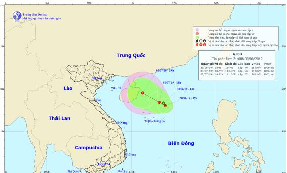 Tin về vùng áp thấp trên Biển Đông (21h00 ngày 30/6)